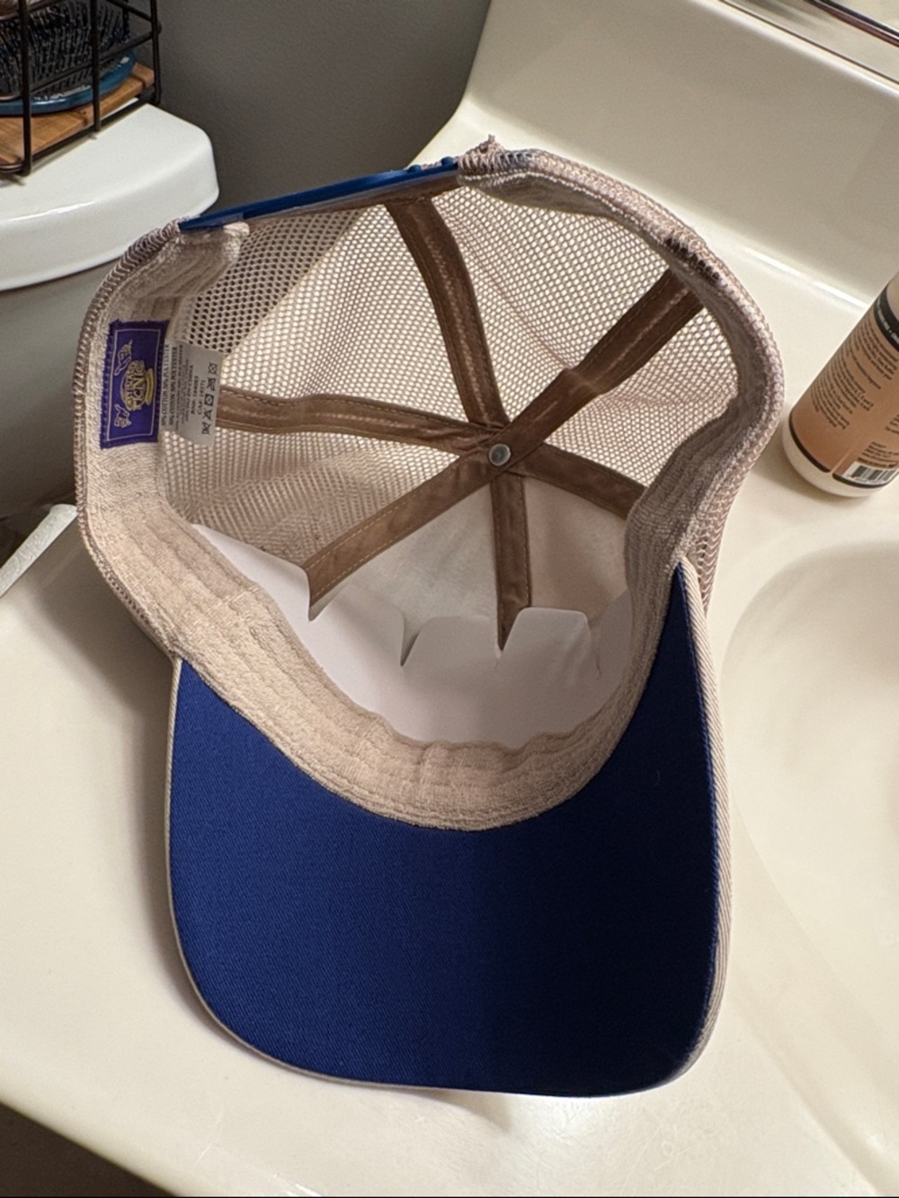 Anthropology Ciao Bella Graphic Trucker Hat - Beige with Navy & Coral NWT - Picture 3 of 6